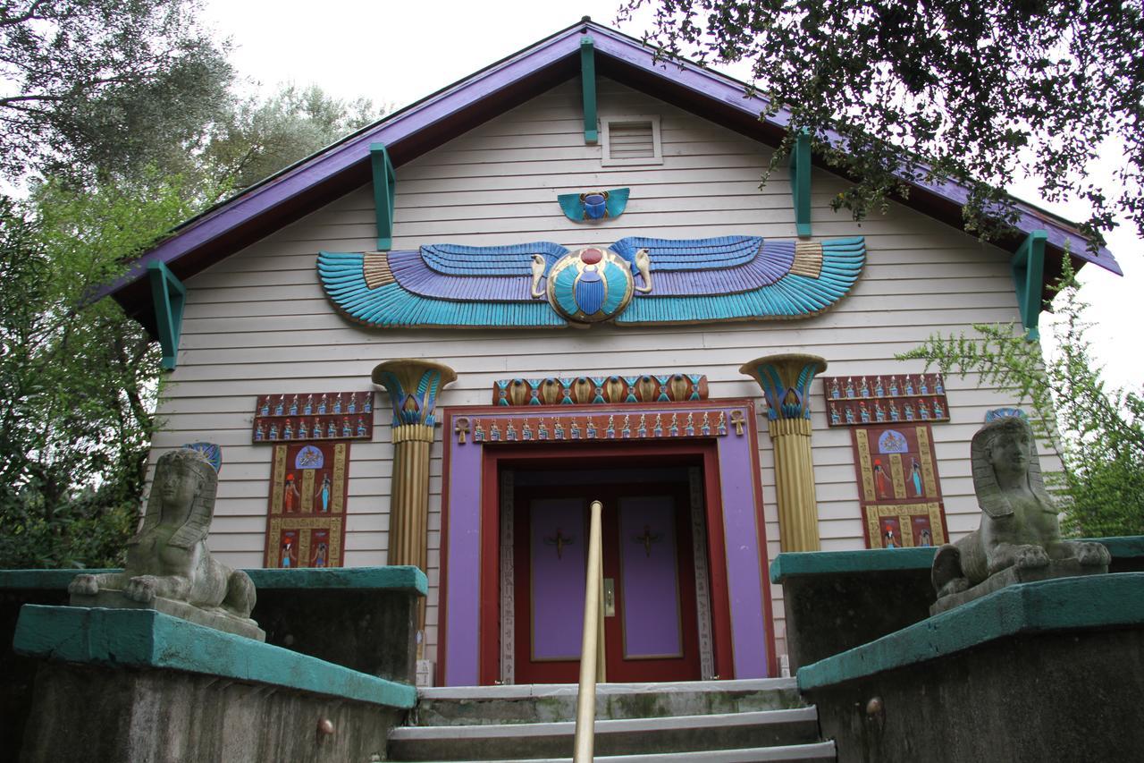 Grand Lodge Geyserville Exterior photo